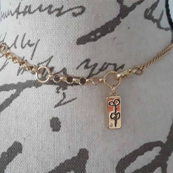 NWOT Icicle Gold Necklace - Picture 4 of 4